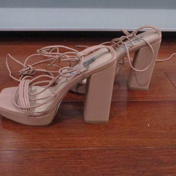 Steve Madden Lace Up Platform Sandals - Picture 6 of 9